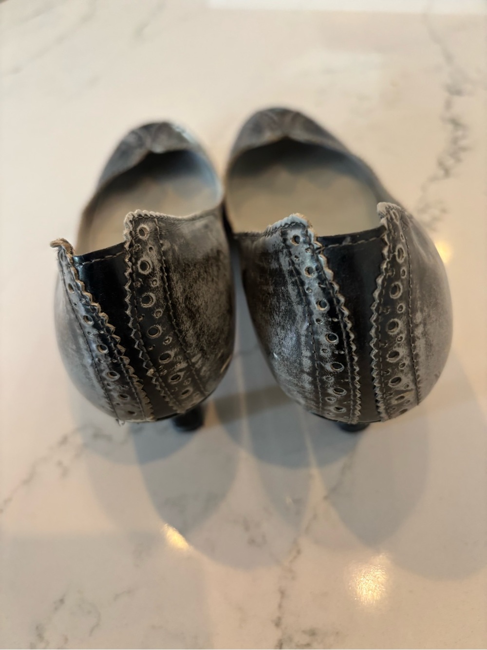 Max Studio Metallic Silver and Black Low Heel Pumps SW - Picture 7 of 11